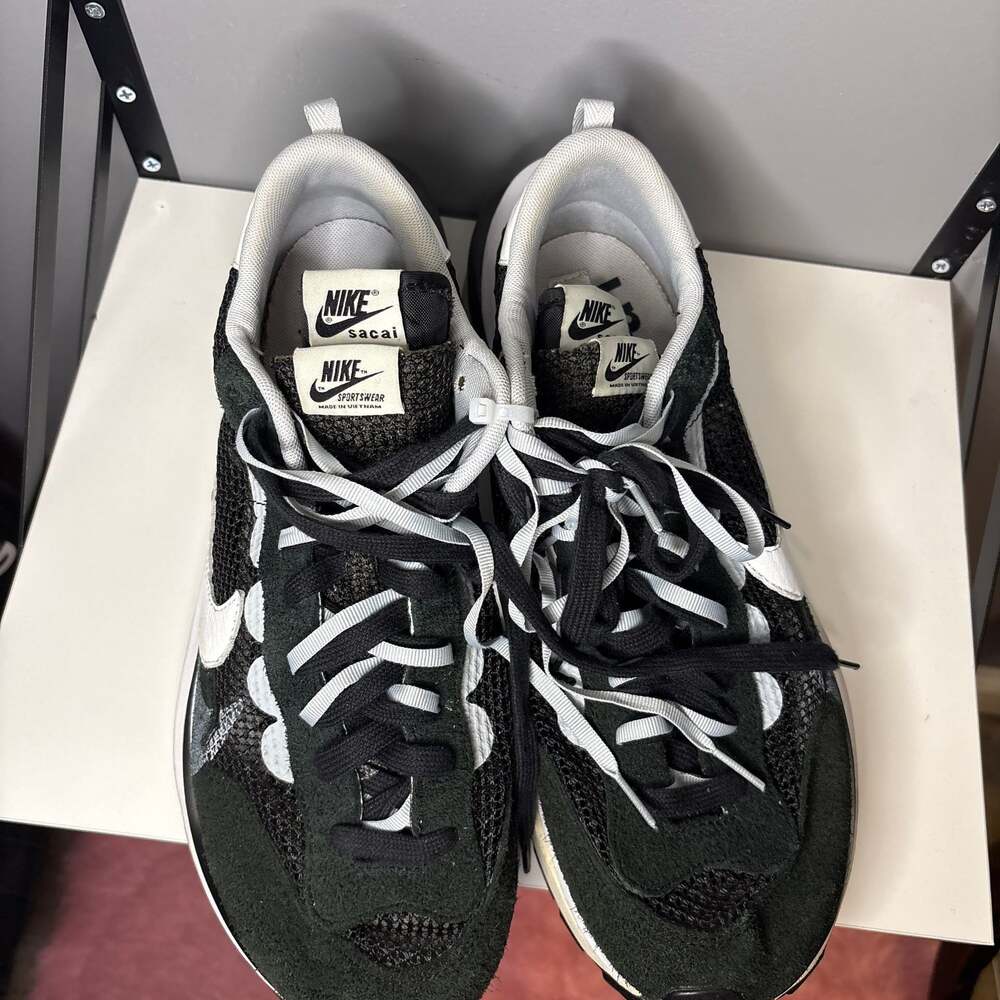 Nike VaporWaffle x Sacai Black White Suede Size 12